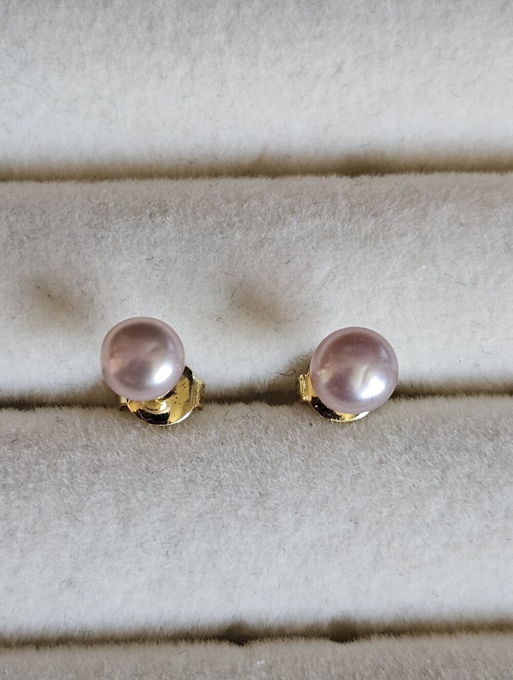 Classic Lavender Purple Pearl Push Back Stud Earrings with Gold Toned Setting